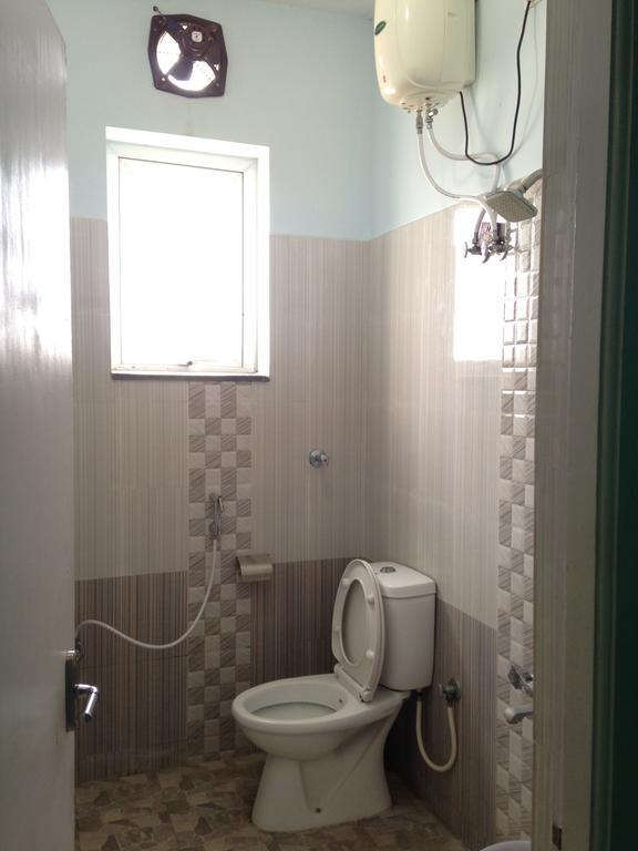 شيناي Oyo 4355 Goodland Inn المظهر الخارجي الصورة