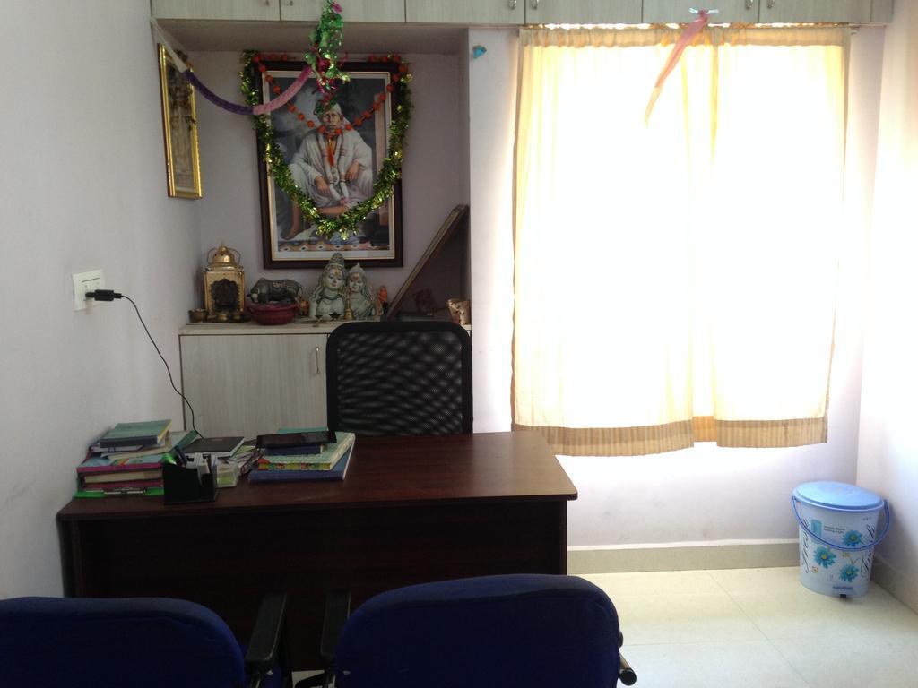 شيناي Oyo 4355 Goodland Inn المظهر الخارجي الصورة