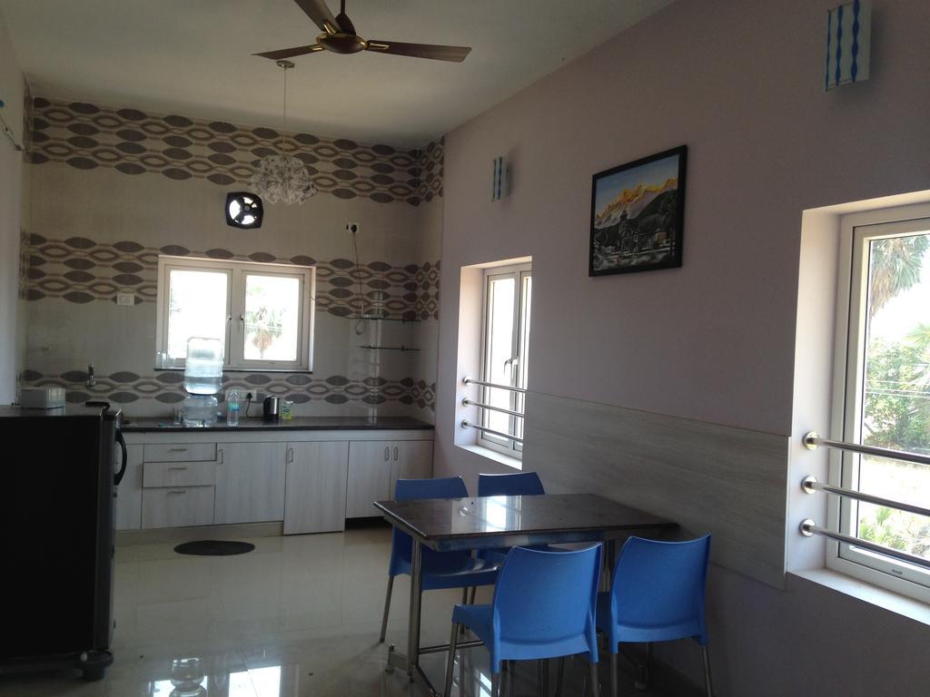 شيناي Oyo 4355 Goodland Inn المظهر الخارجي الصورة
